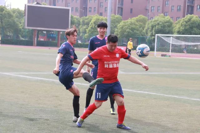 李贤成点球绝杀，南通1-0小胜镇江引发争议