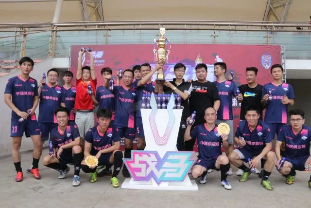阿尔瓦雷斯条款将影响冬季转会市场，违约金或不再是障碍